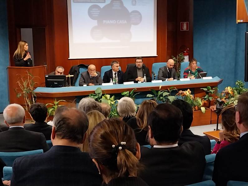 Tavolo_Piano_Casa.jpg